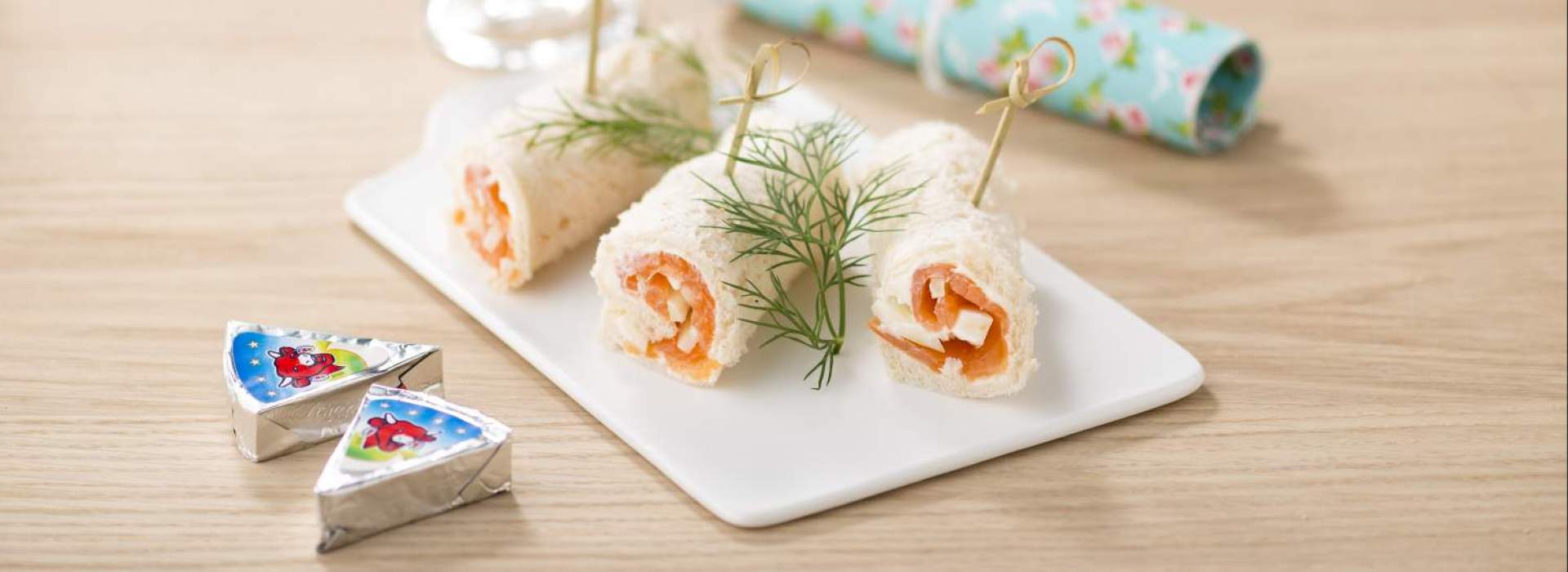 Broodrol met gerookte zalm